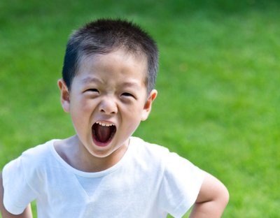 为什么现在的孩子抽动症越来越多